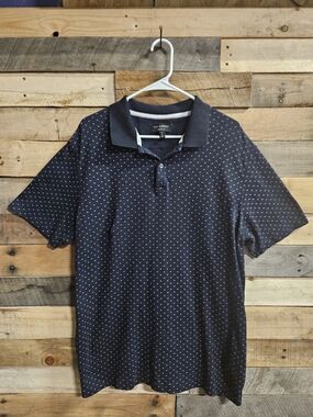 Bananna Republic Men’s Navy Polo with White Micro Dot Pattern
